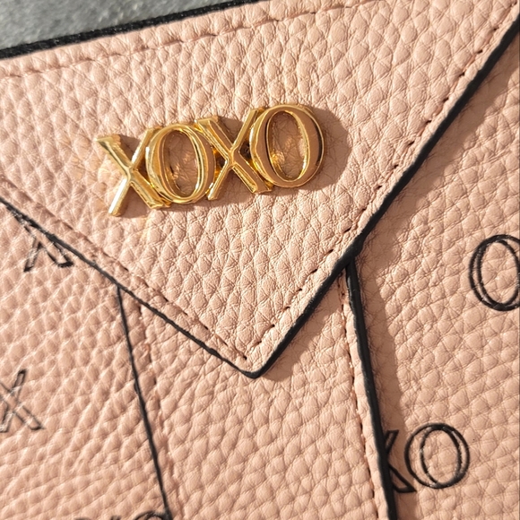 XOXO Wallet. Zip-around. - Picture 11 of 16